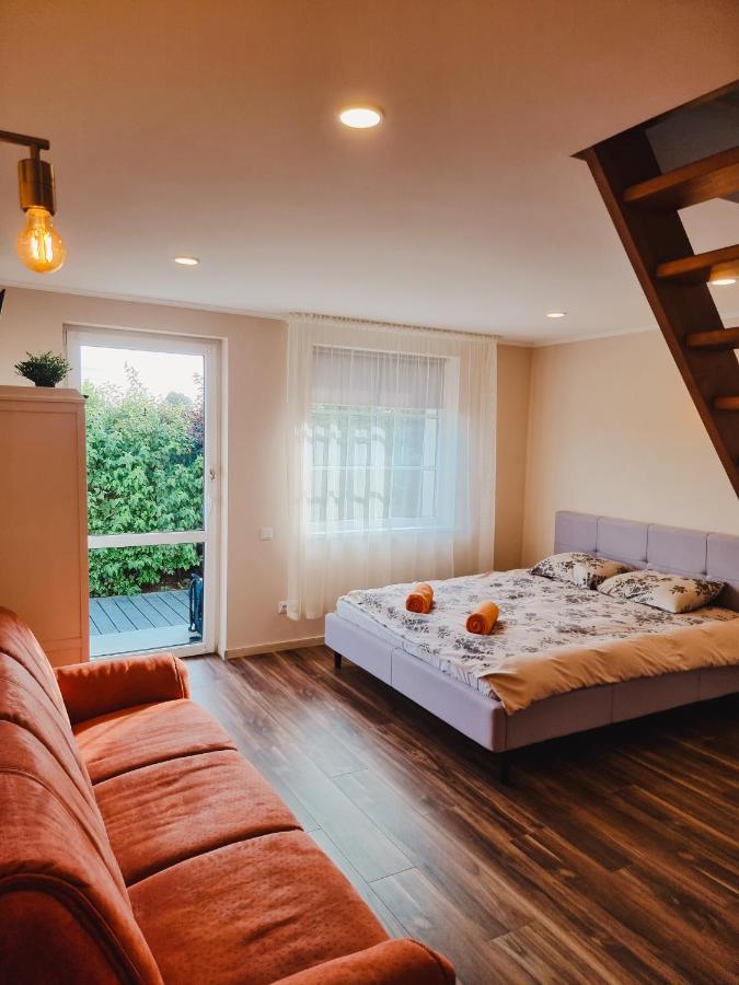 Viesu Nams Kapsargi Hotel Ventspils Bagian luar foto