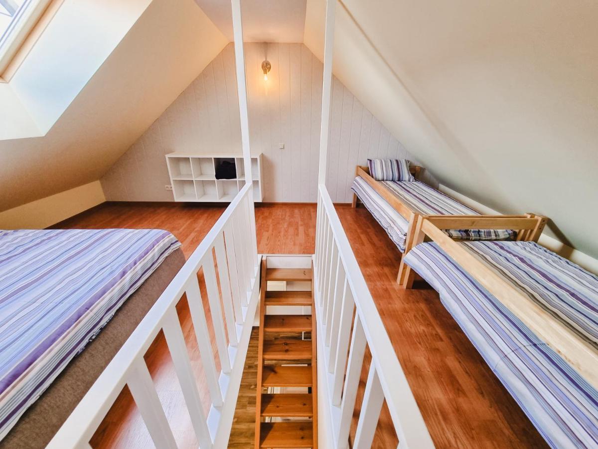 Viesu Nams Kapsargi Hotel Ventspils Bagian luar foto