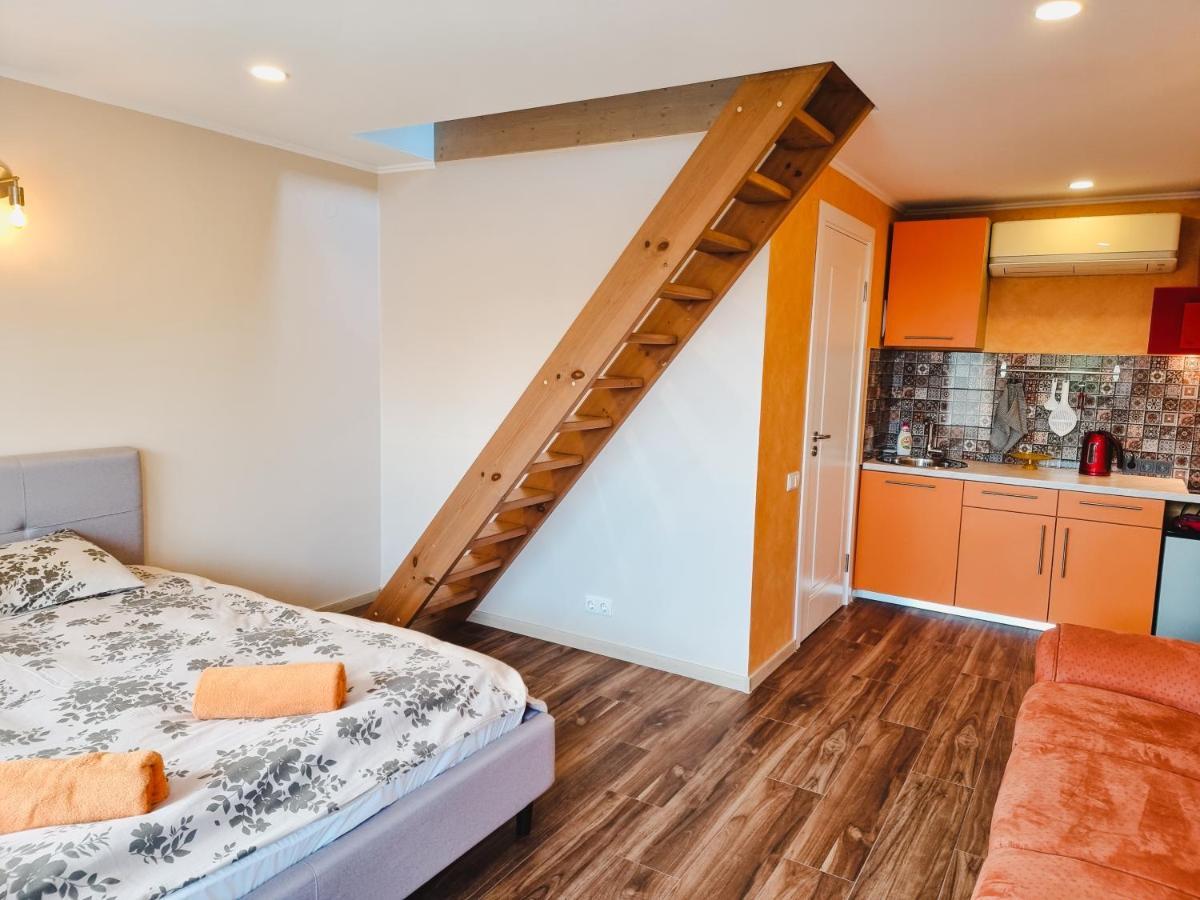 Viesu Nams Kapsargi Hotel Ventspils Bagian luar foto